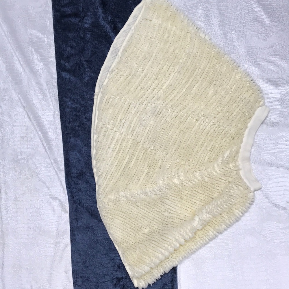 H&M ruffle skirt